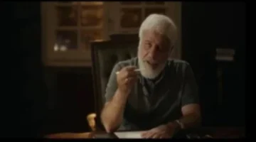 نجاة المستشار معتز خفاجي من انفجار سيارته في الحلقة 10 من رأس الأفعى